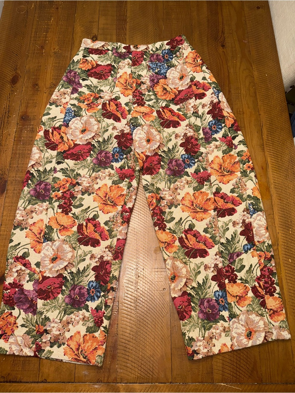 DAVI & DANI Floral Cropped Pants in Cream, Orange, Red, Purple, Blue